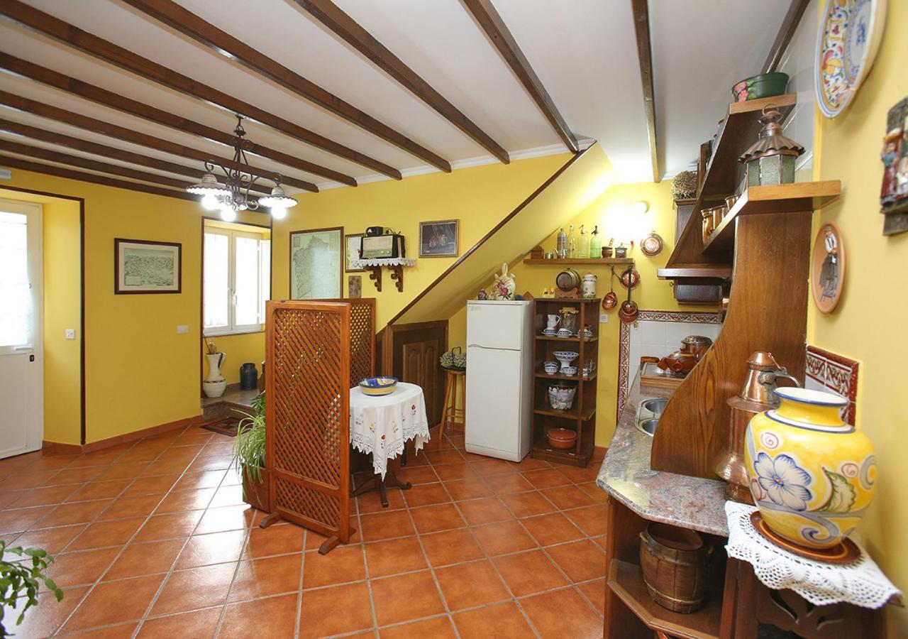 Hôtel Casa Elena Turismo Rural à Reinante Extérieur photo